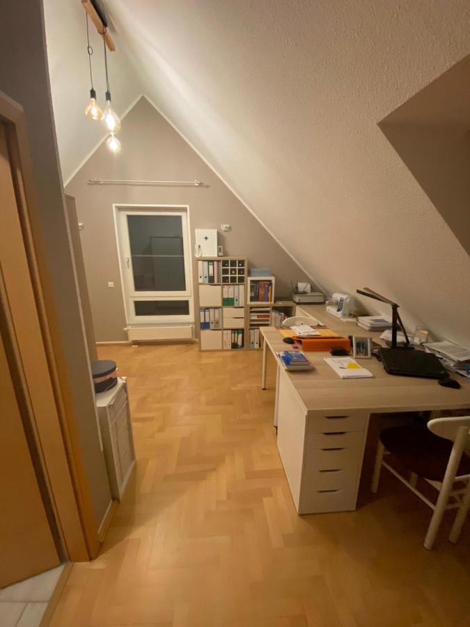 Gemutliches Zimmer Im Dachgeschoss Witten Exterior foto